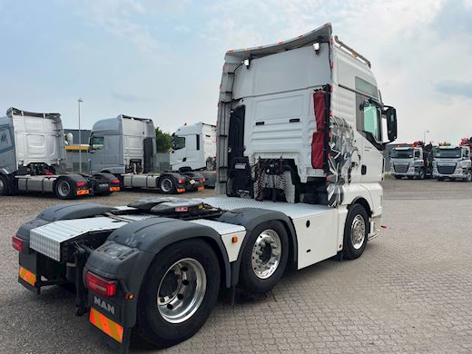 MAN TGX 26.500 Tractor unit - 4